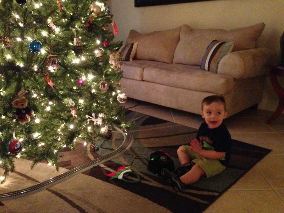 2013-12-07_Bengel Gingerbread House Party 019