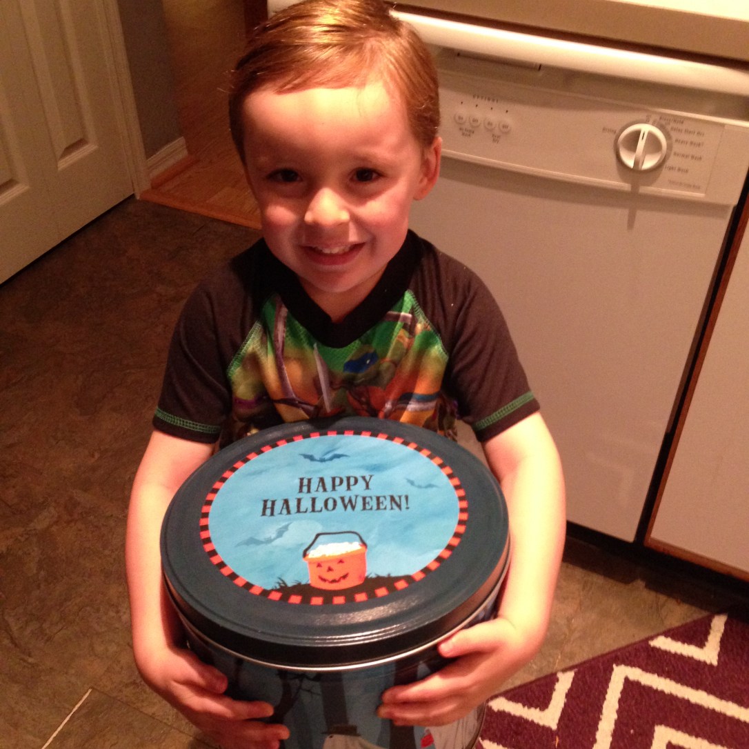 2015-10-30_Popcorn Delivery 2